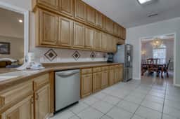 Fun Daze- Private Pool! XL Home, Near OWA, Sports Fields, Fun, Beach!
