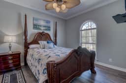 Fun Daze- Private Pool! XL Home, Near OWA, Sports Fields, Fun, Beach!