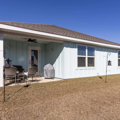 Bon Secour Bungalow- Clean, Spacious, Close To OWA & Beach!