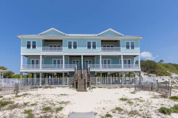 Summertime Blues- XL Luxury Home, Breathtaking Views, Private *Heated Pool! - Image 1