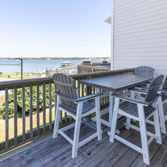 CNB10-  West Beach Jewel! Enjoy The Beach & Lagoon! Great View! - Image 1