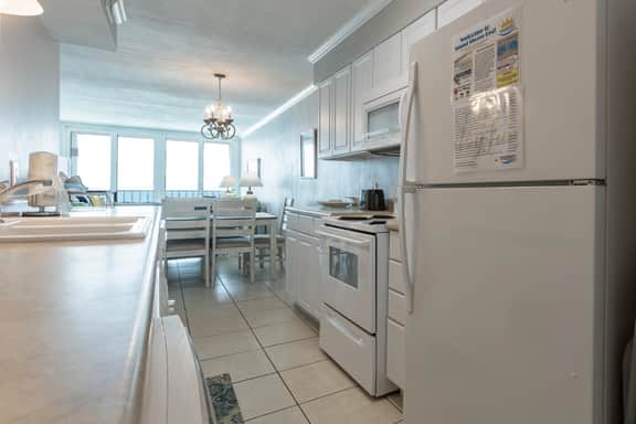 Island Shores 654- Heart Of Gulf Shores, Walk To Everything, Clean, Cozy!
