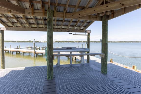 GSSR Club 502C- Best Of Both Worlds! Lagoon & Beach! Great Pool & Hot Tub!