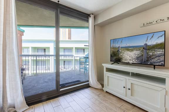 HP 510- Perfect OBA Location! Heated Indoor/Outdoor Pool, Hot Tub! - Image 5