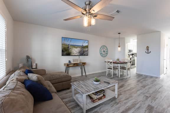 CNB10-  West Beach Jewel! Enjoy The Beach & Lagoon! Great View! - Image 3