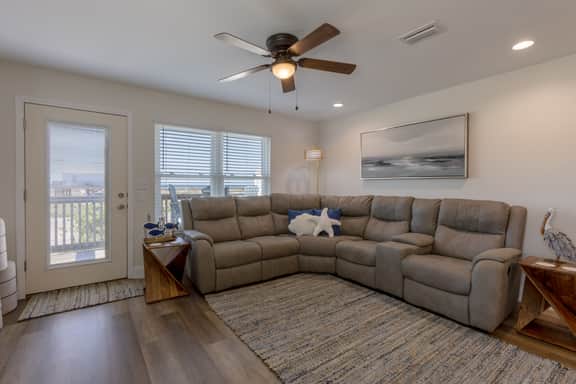 Crow's Nest A4- Perfectly Appointed! Amazing Gulf View! New Rental! - Image 4