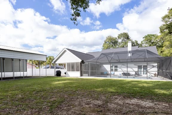 Southern Charm"- *Heated Pool, Close To OWA, Sports Plex, Tanger, & Beach!