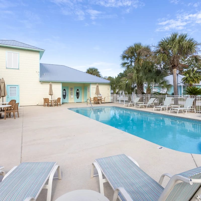 Villa Rose- OBA Living! Location X3! Close To Wharf, Golf, Food, Fun!